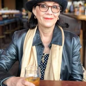 Meet your Posher, Lucy